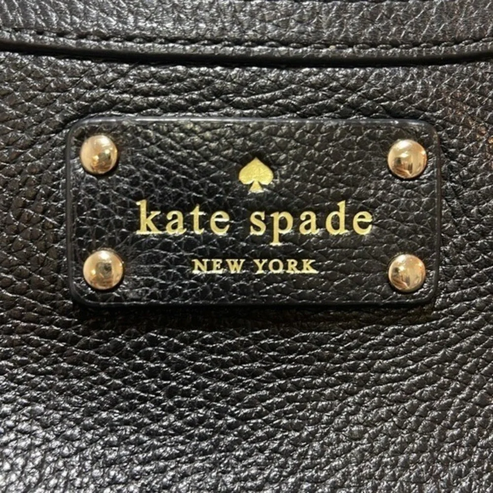 Kate Spade‎ 90's Y2K Style Black Leather Crossbody Zip Bag 11.5